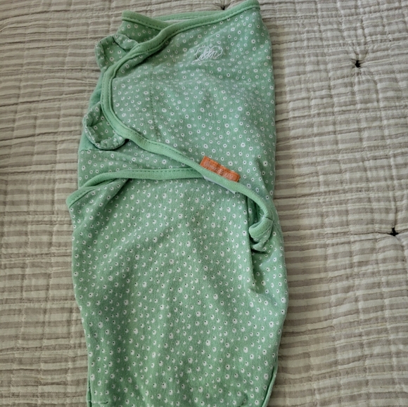 5 Infant Swaddles - Picture 3 of 8